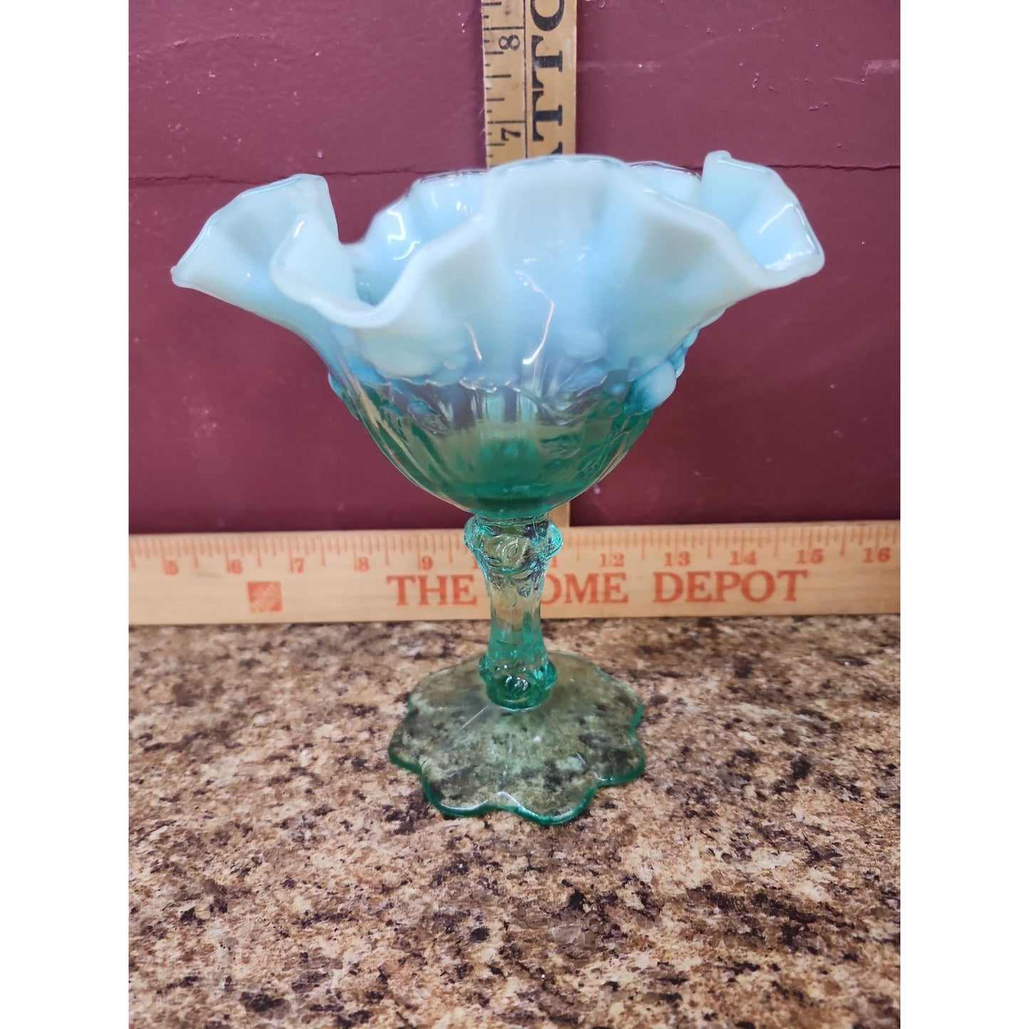 Fenton SEA MIST GREEN OPALESCENT CABBAGE ROSE PATTERN COMPORT 1993 GLOWS