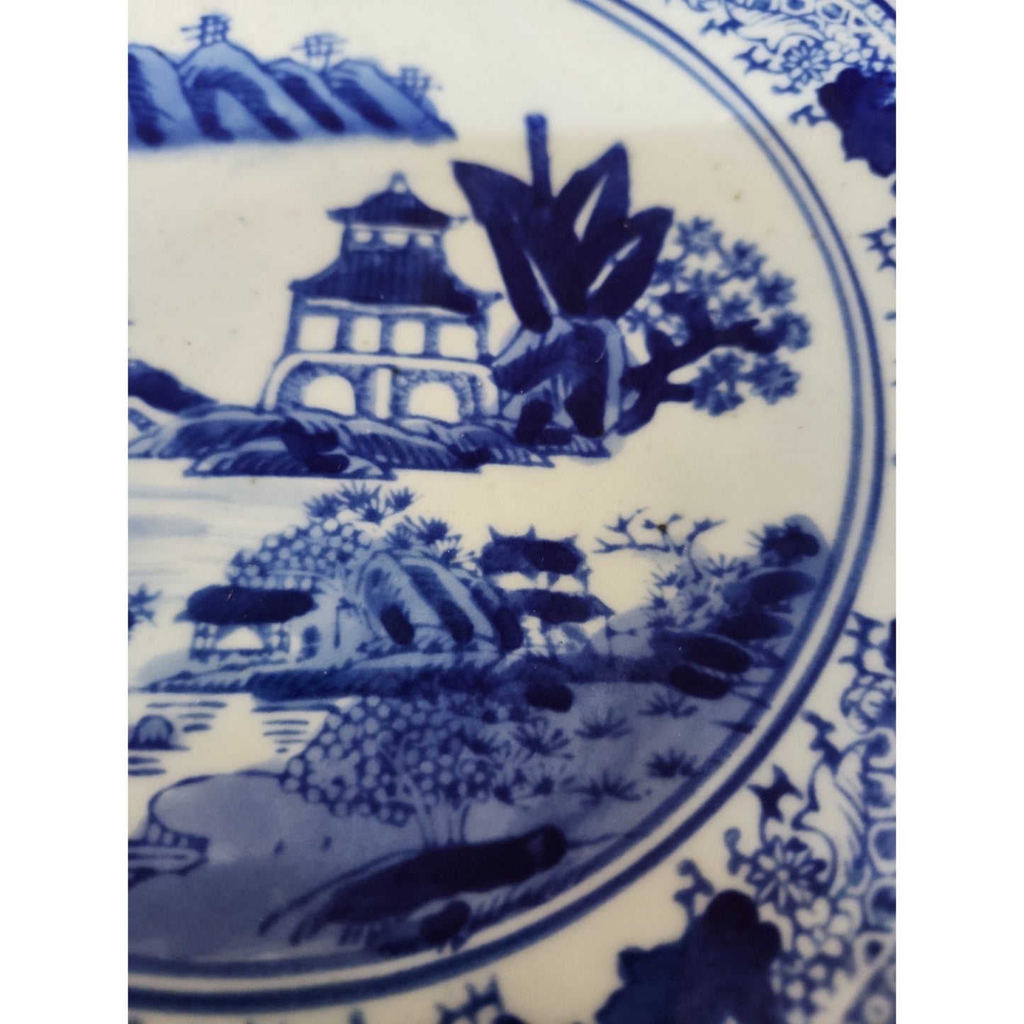 Antique Chinese Tazza Blue and White Porcelain High-foot pedestal plate