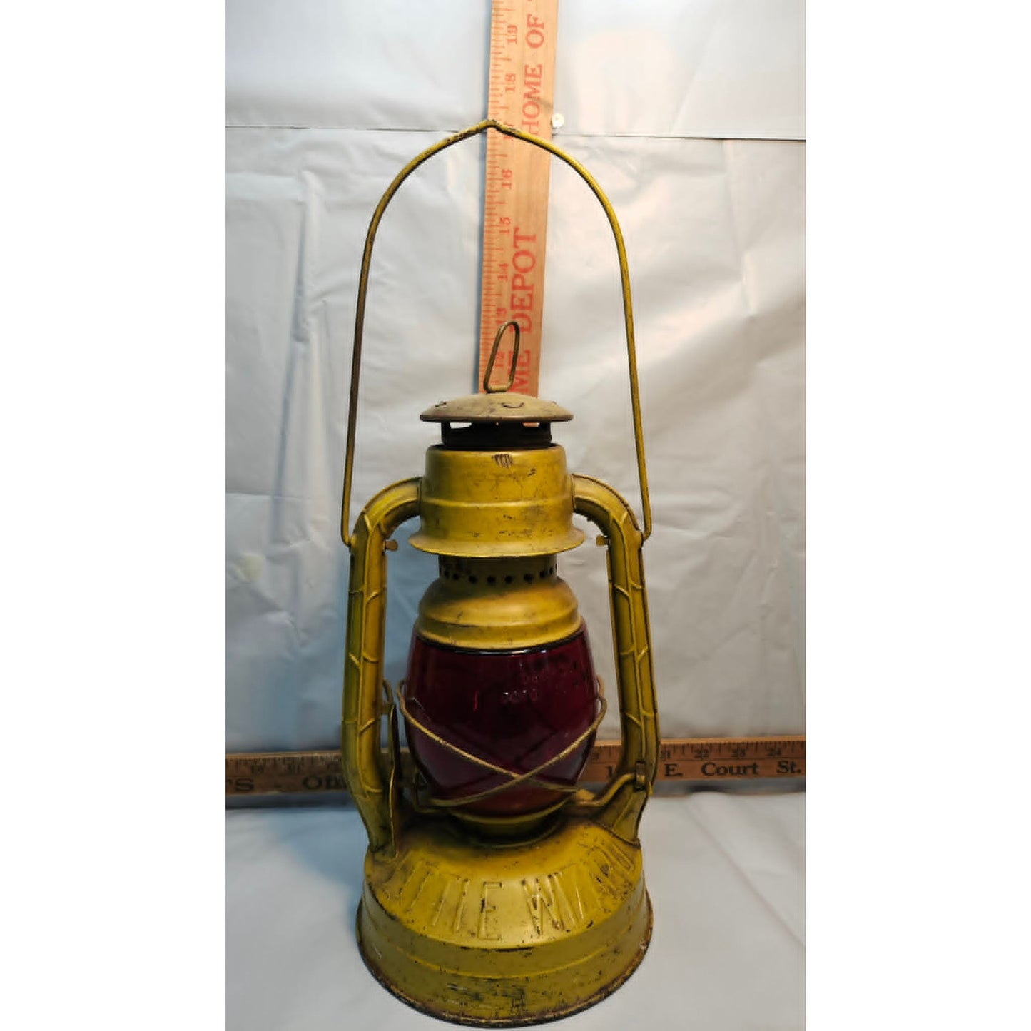 Vintage Dietz Vesta Railroad Lantern Yellow Red Glass Globe Oil Kerosene Lamp