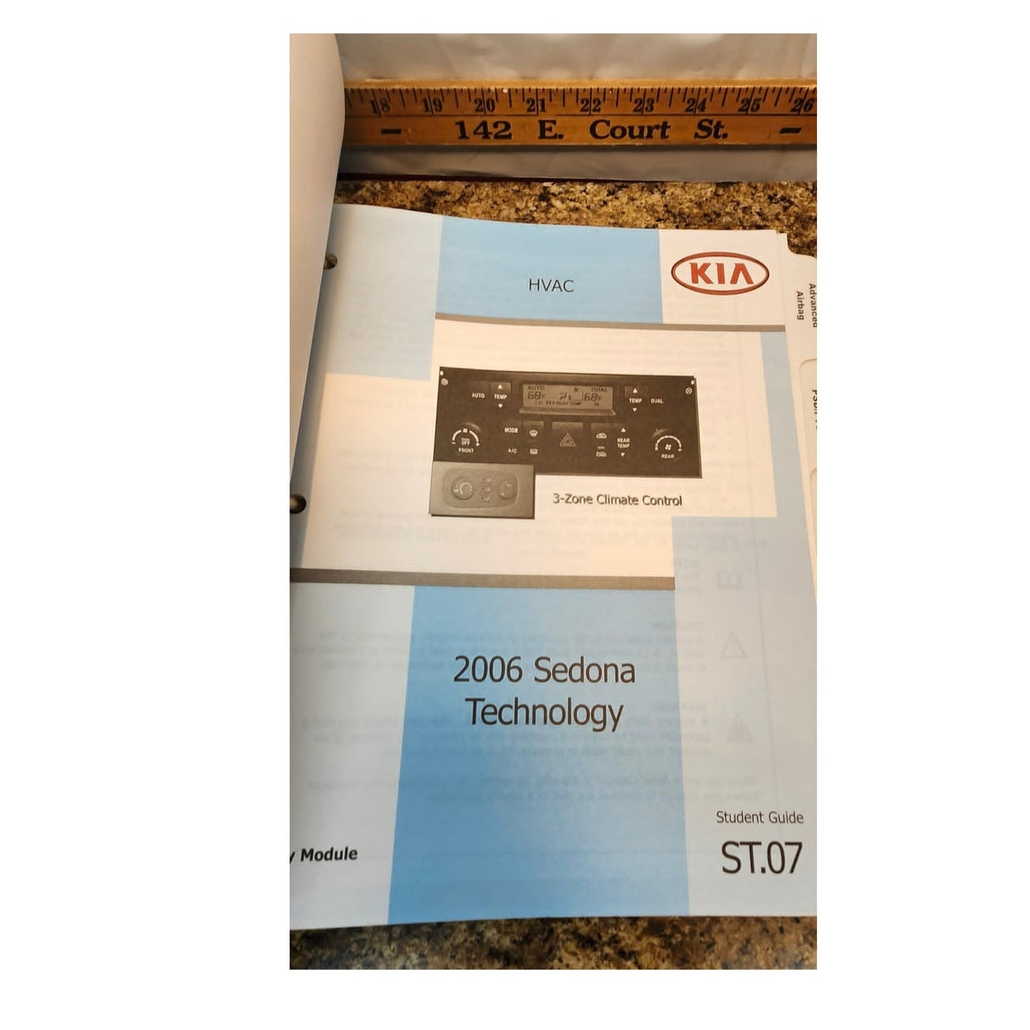 2006 Kia Professional Technical Training Series Sedona Technology Student Guide