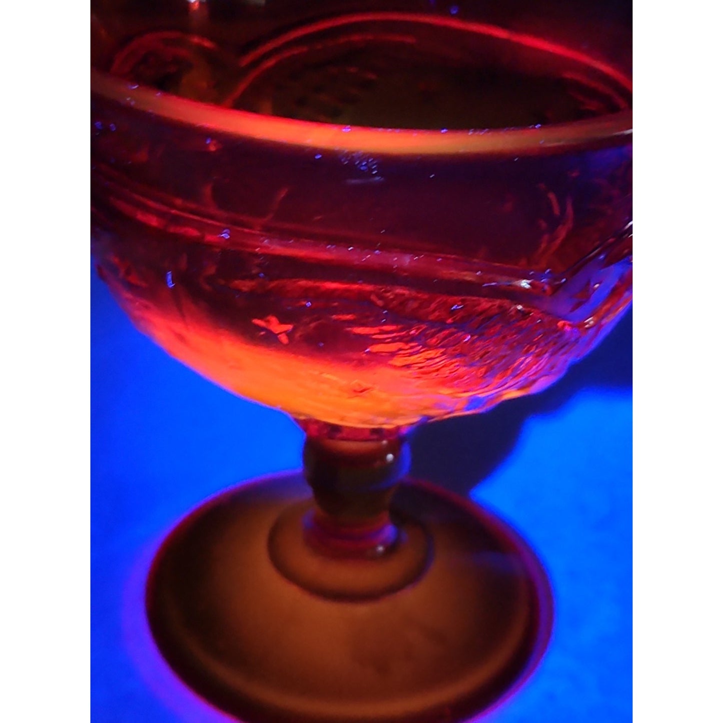 Amberina Eagle 4" Dessert Cup Goblet UV Reactive VTG LE SMITH Cadmium Glass