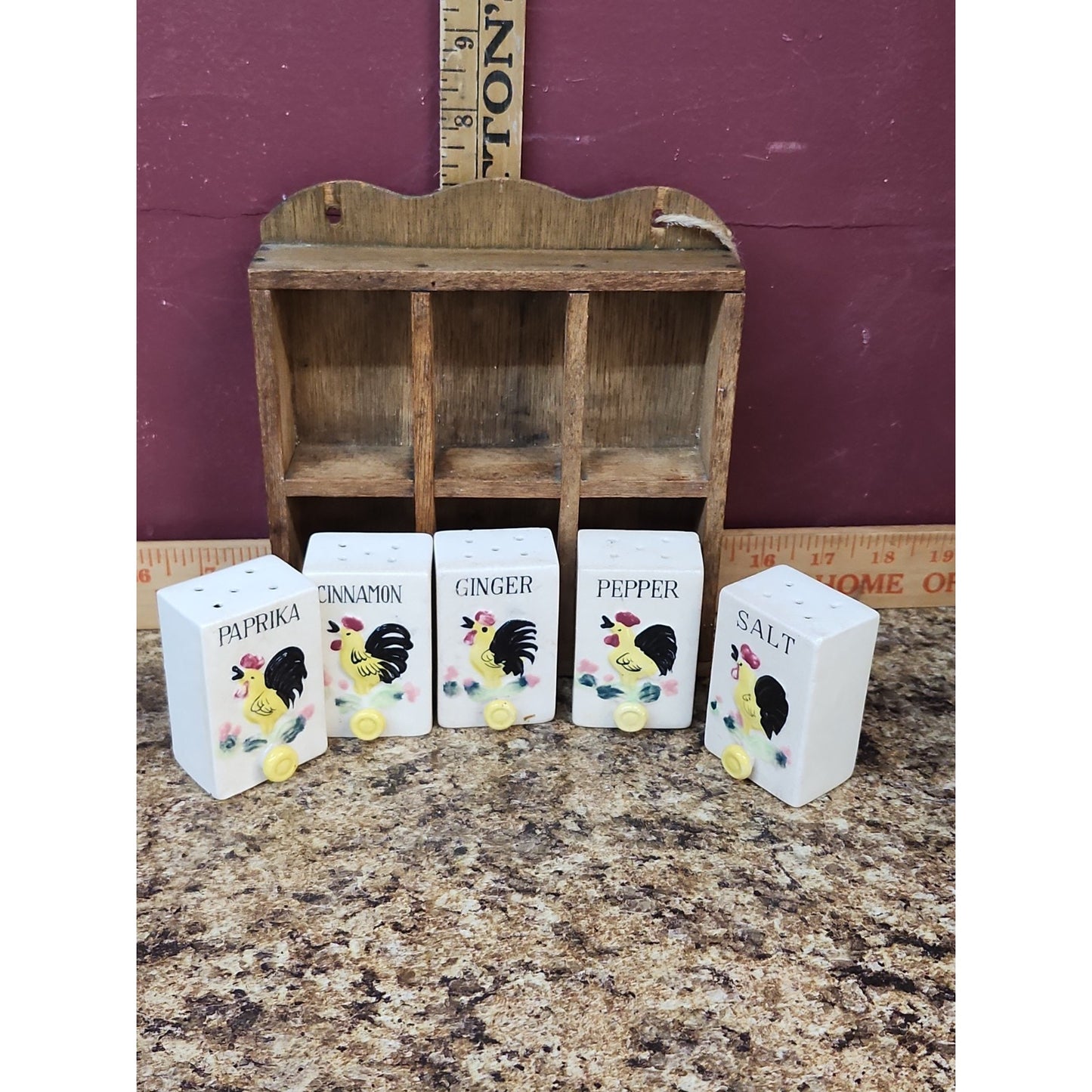 VTG Rooster Thames Spice Rack Hand Painted Ceramic Jars Wooden Hanging Rack