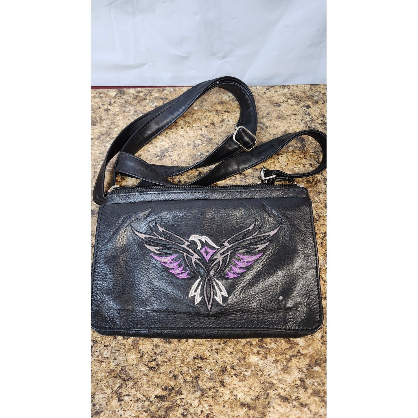 Hot Leathers CPE2006 Tribal Eagle Embroidered Bag Ladies Clip Pouch Purse 8X5X1