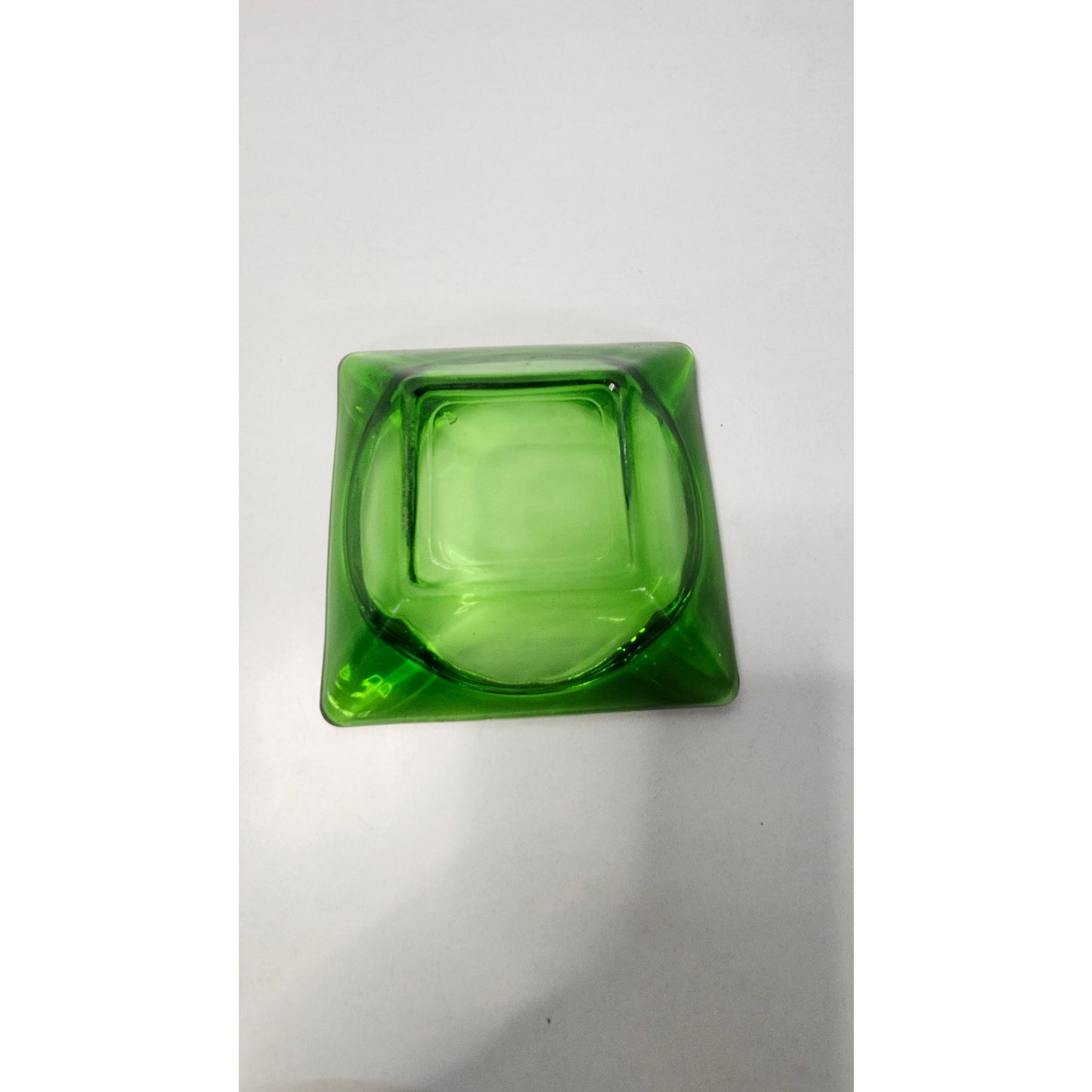 Vintage Mid-Century Emerald Green Glass Square Cigarette Ashtray MCM 4.5"