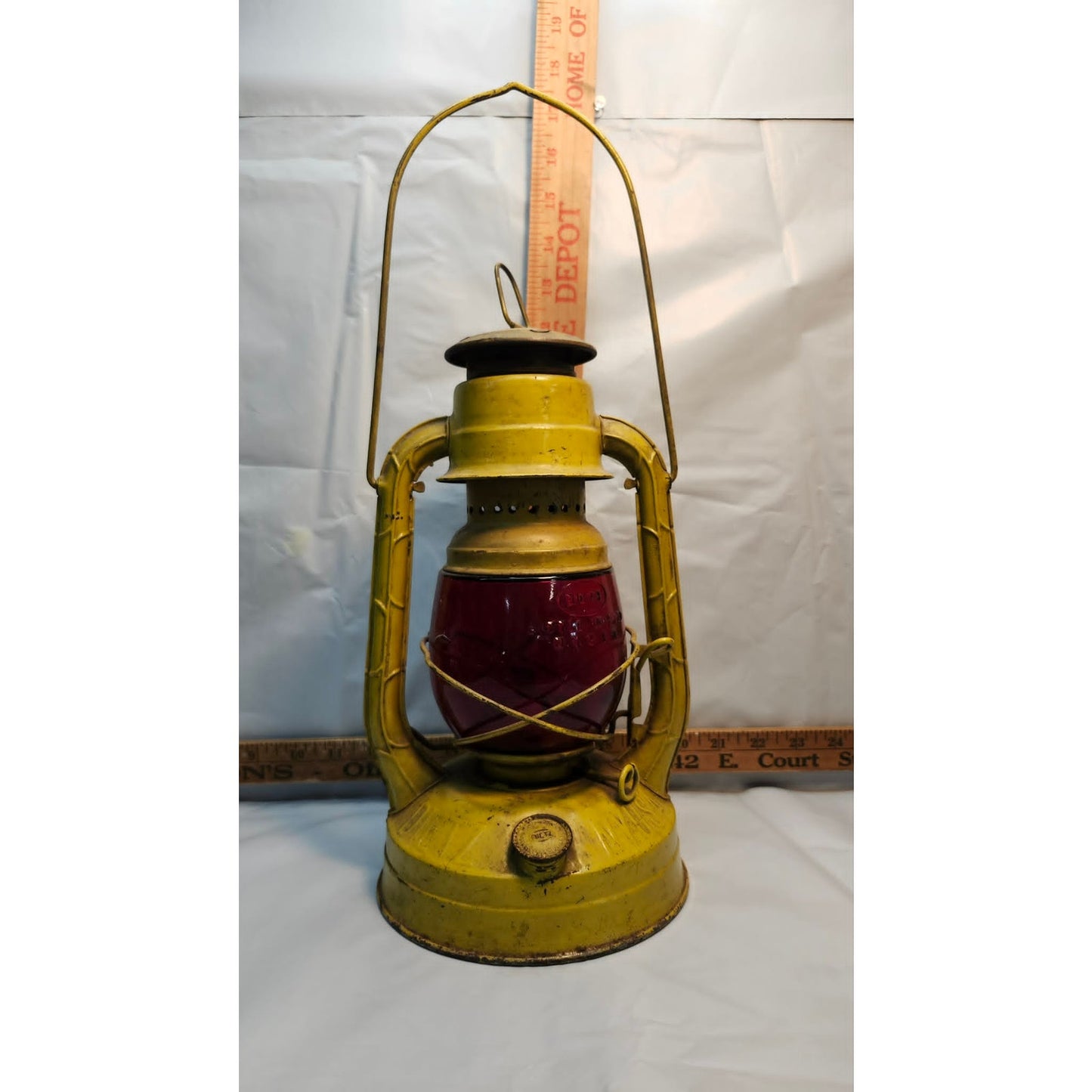 Vintage Dietz Vesta Railroad Lantern Yellow Red Glass Globe Oil Kerosene Lamp