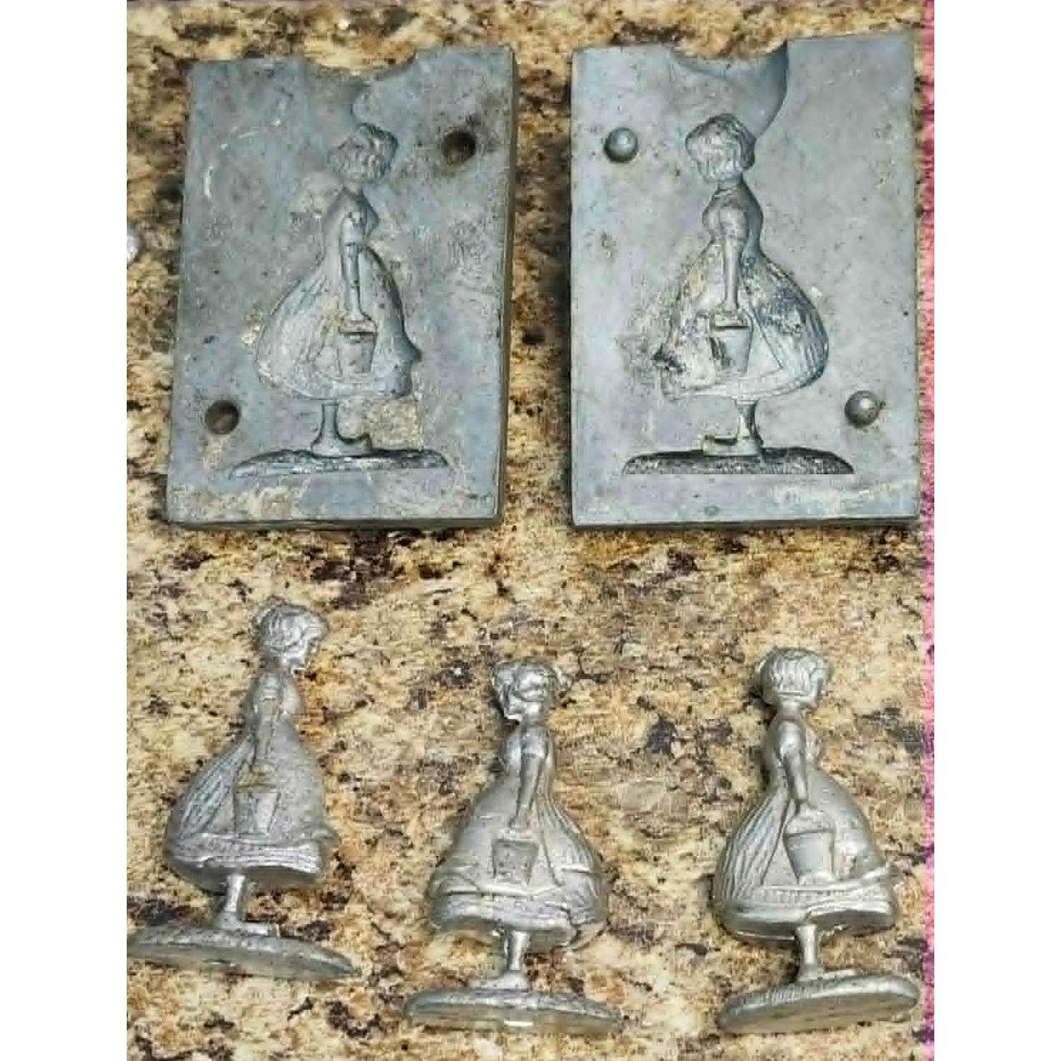 Vintage Ace Toy Mold Co. Metal Cast Lead Toy Girl Figures & Original Mold Set