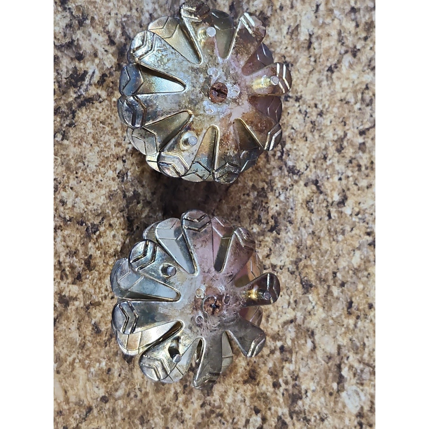 Silver Tone Pine Cone Taper Candle Holder Set Christmas And Cabin Decor