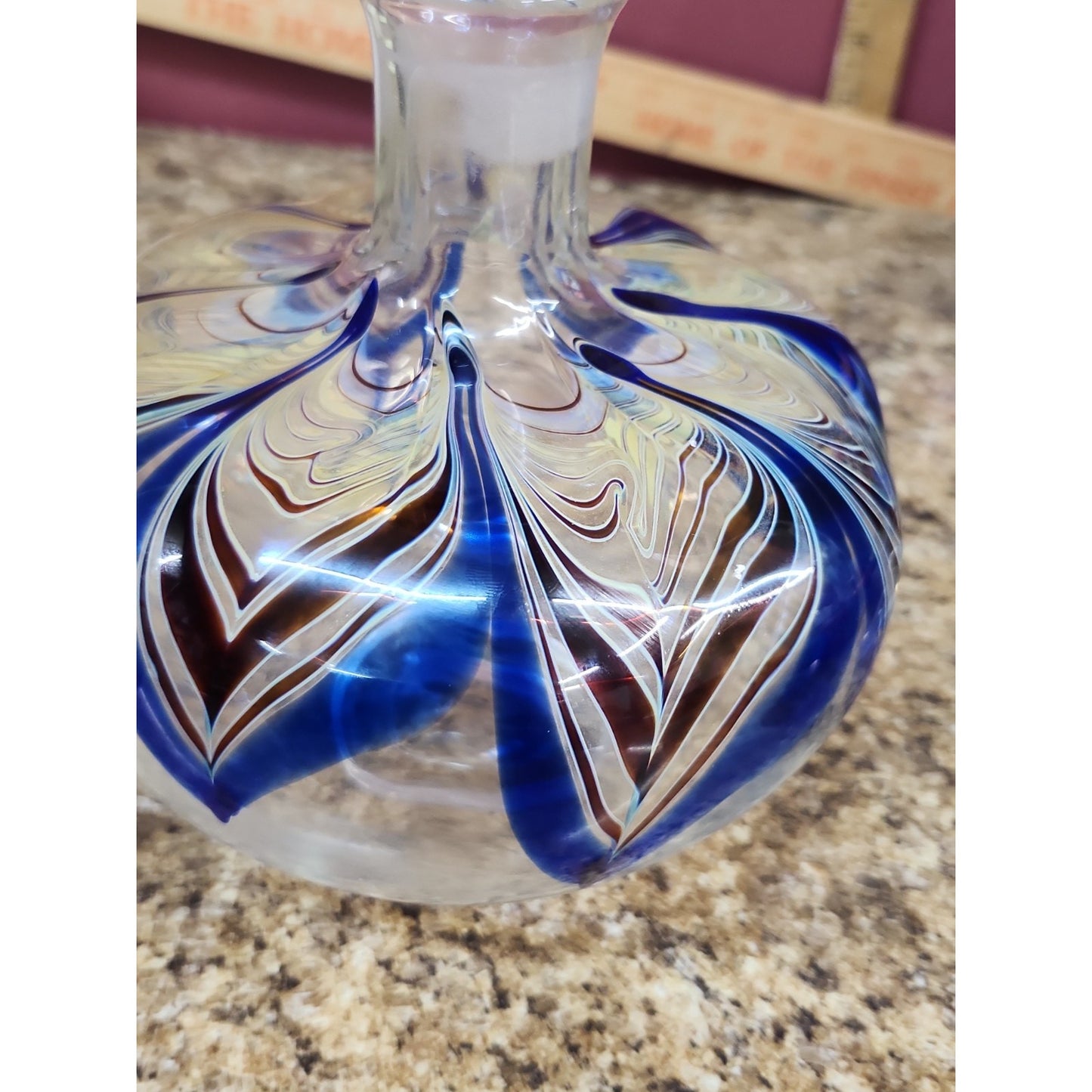 Signed Pulled Feather Art Glass Decanter ( H L Feb 1980 ) Houtson Lamp 8.5"