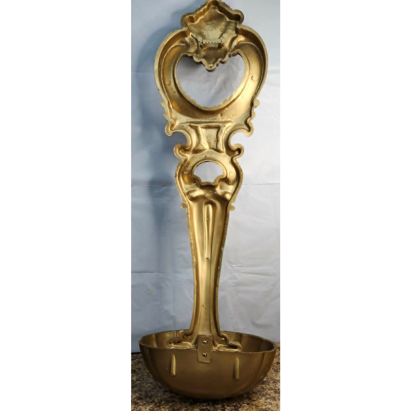 Vintage Syroco 1972 MCMLXXII Wall Ladle Planter Ornate Gold Rococo 31.5" Tall