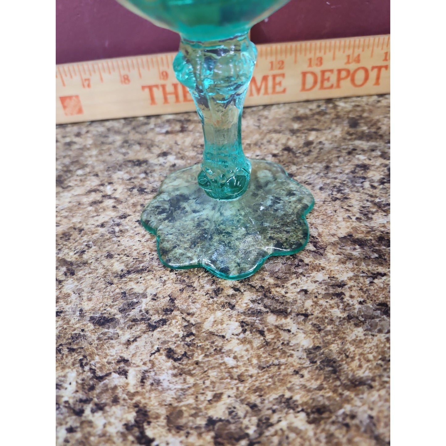 Fenton SEA MIST GREEN OPALESCENT CABBAGE ROSE PATTERN COMPORT 1993 GLOWS