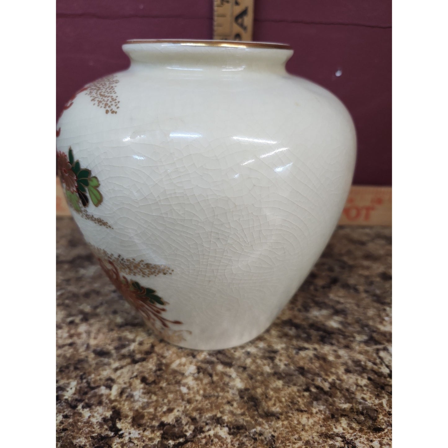 Vintage Toyo Japan Floral Crazed Crackle Chrysanthemum Gold Rim 6" Vase