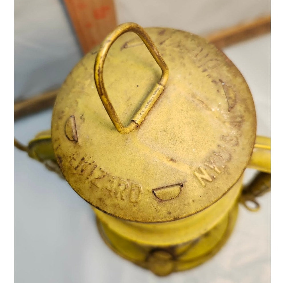 Vintage Dietz Vesta Railroad Lantern Yellow Red Glass Globe Oil Kerosene Lamp