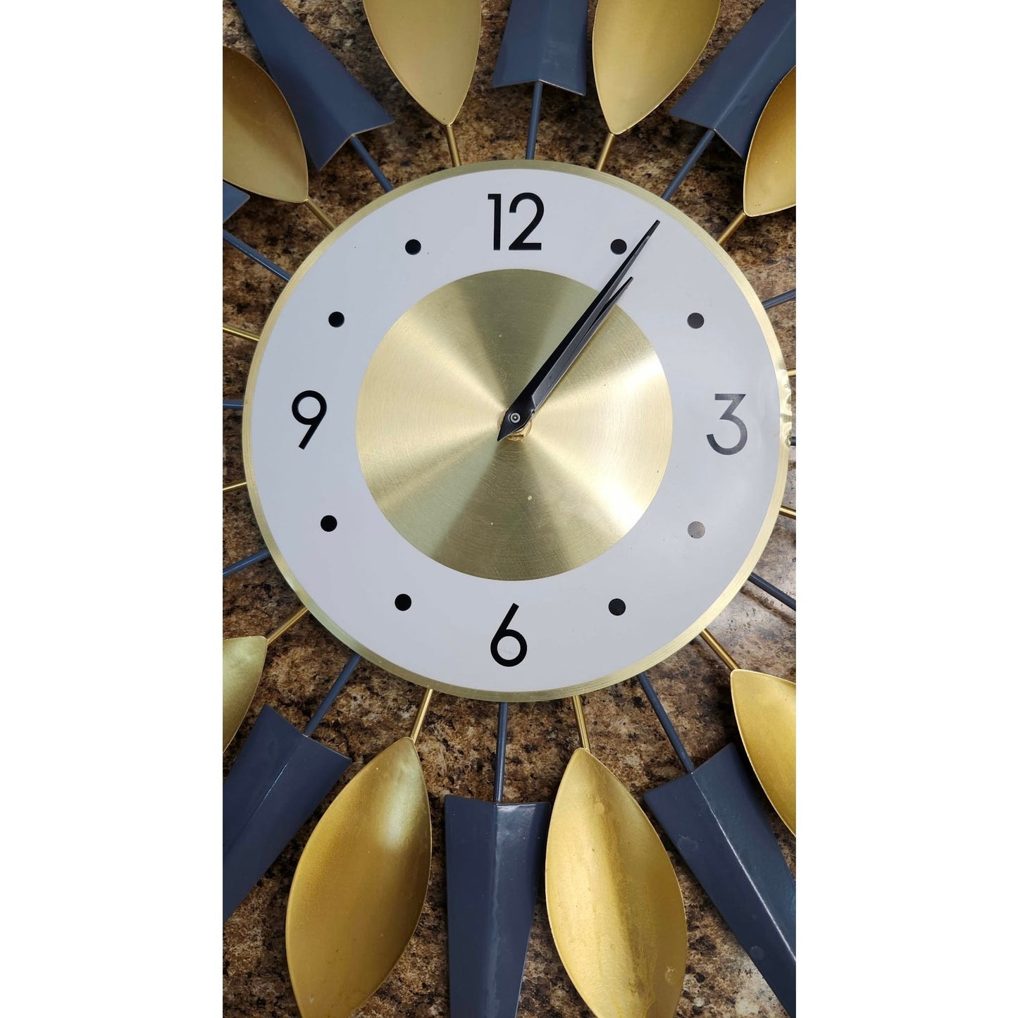 Mid Century Modern Sunburst Metal Silent Wall Clock Large 23 Inches Decorative