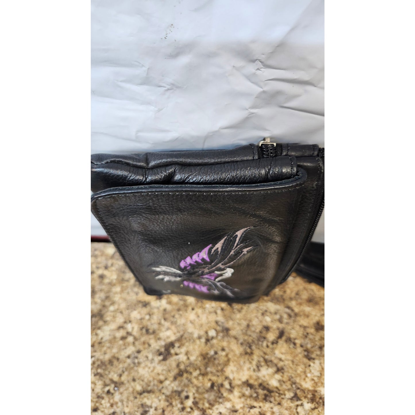 Hot Leathers CPE2006 Tribal Eagle Embroidered Bag Ladies Clip Pouch Purse 8X5X1