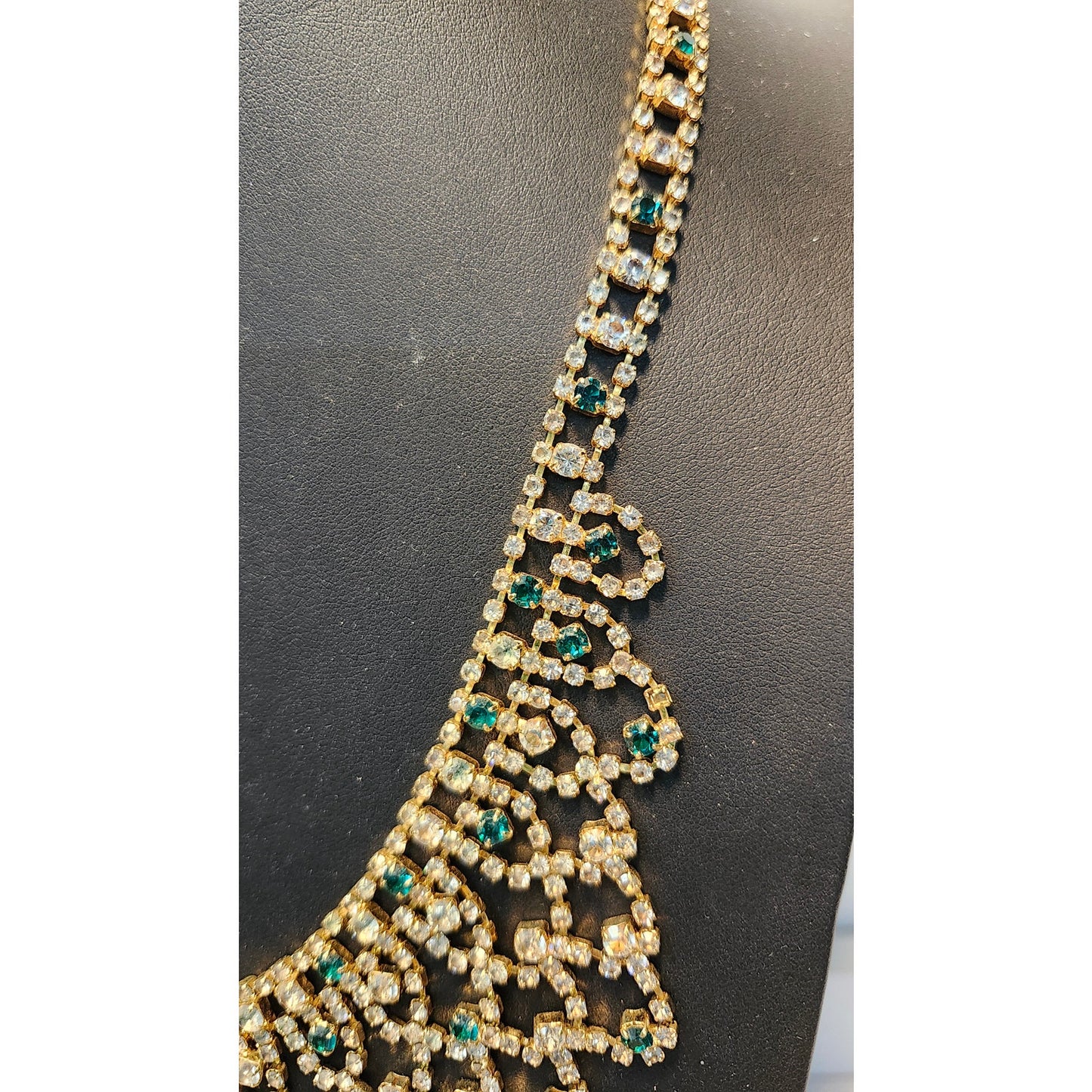 JBK Jackie O Jacqueline Kennedy Collection Camrose & Kross Emerald Bib Necklace