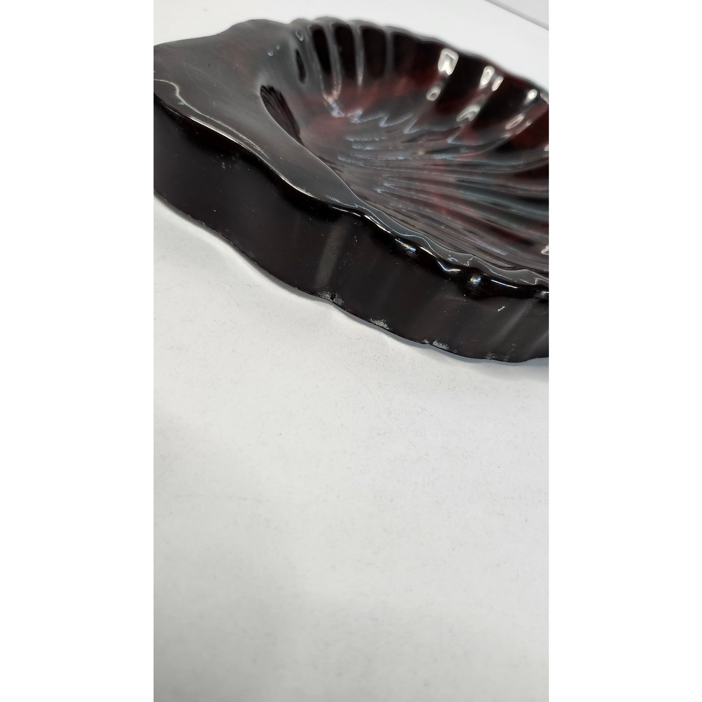 Vintage Clamshell Bowl Ceramic Trinket Dish Vide-Poche Red Black Jewelry Holder