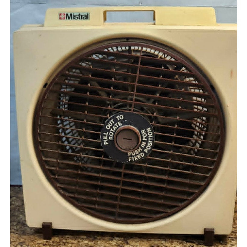 Vintage Mistral Gyro-Aire Box Fan High Velocity GA-1670  Rotating Louvre 16 Inch