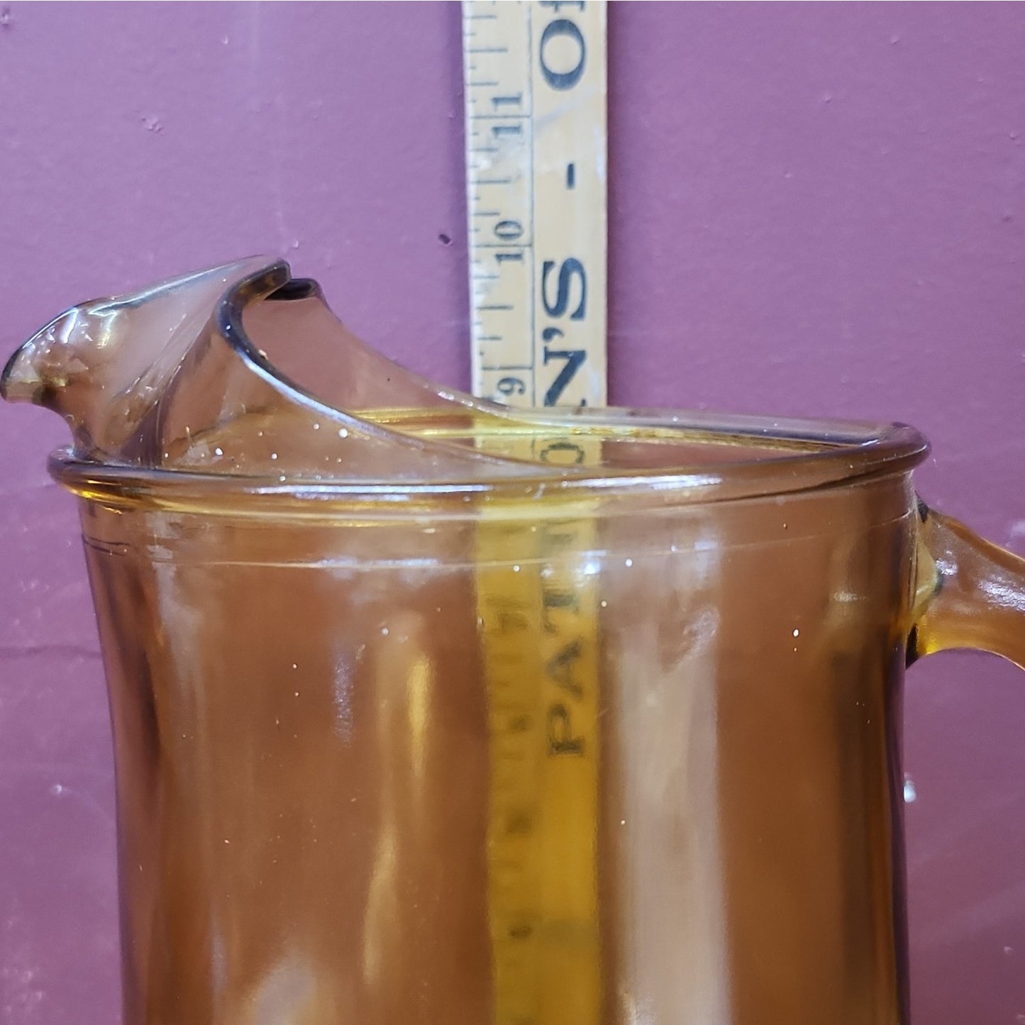 Vintage Retro Amber Glass Pitcher 1 qt w/ Handle Pour Spout Glossy Solid