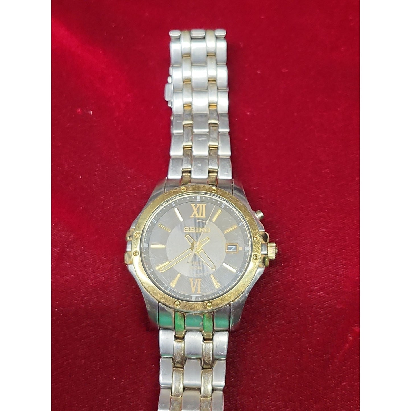Seiko Model 5m62-0cx0 Men's Watch