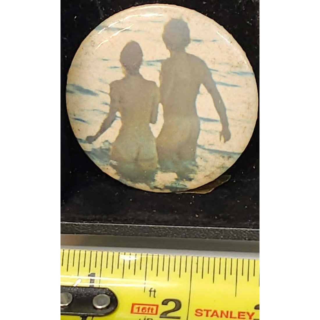 Vintage 80s Compact Pocket Mirror 2 Inches Celluloid Beach Couple Retro