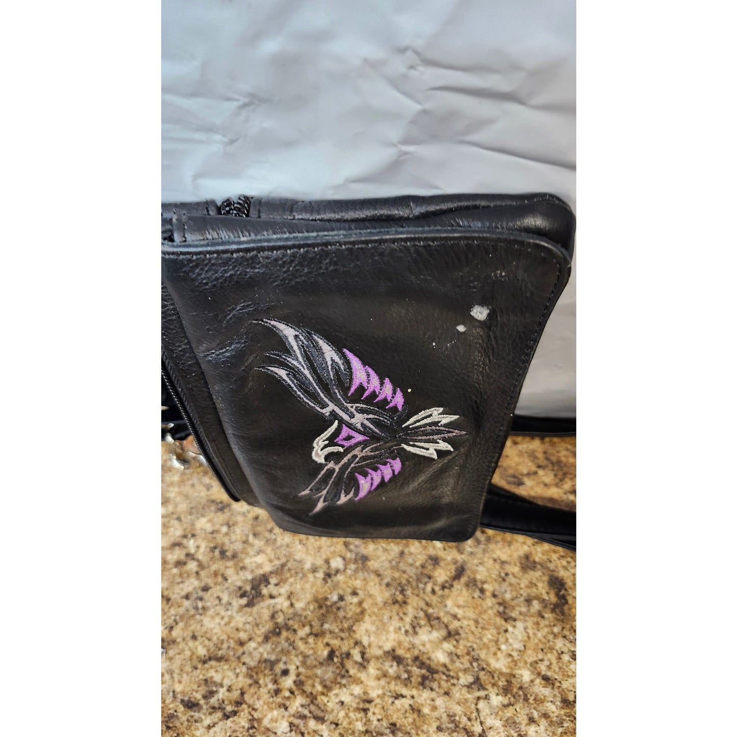 Hot Leathers CPE2006 Tribal Eagle Embroidered Bag Ladies Clip Pouch Purse 8X5X1