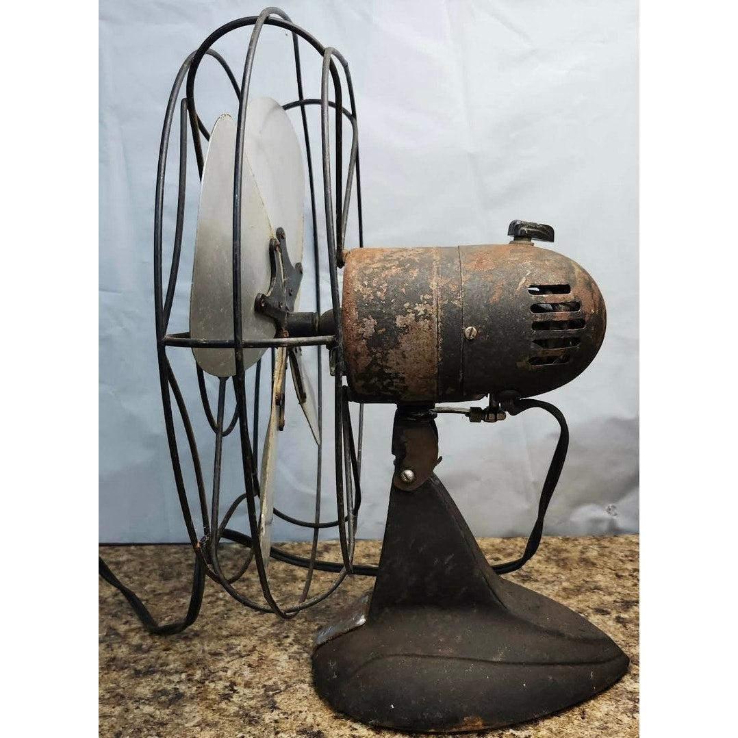 Vintage Eskimo Bersted 1005J-60 Electric Desk Fan Metal Blade Oscillating Works