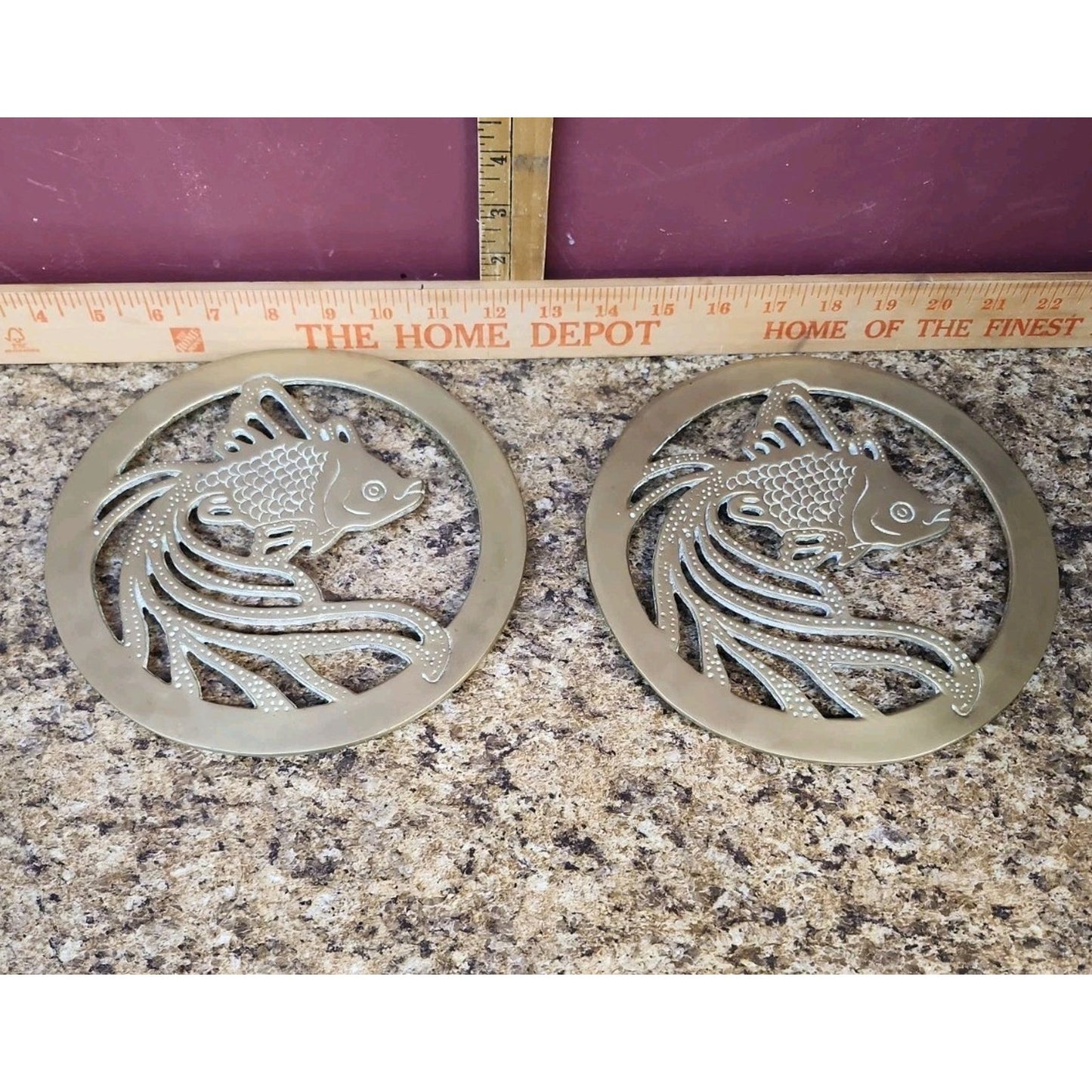 Omniens Brass Pair Of Fish Round Trivet Antique Brass Finish Gold Animal Theme