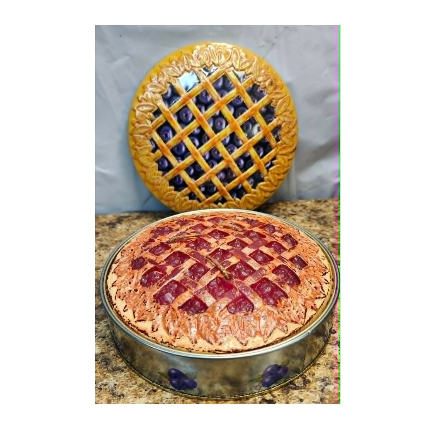 Vintage Baked Cherry Pie Scented Dessert 3 Wick Candle Novelty With Lid 5 Inch