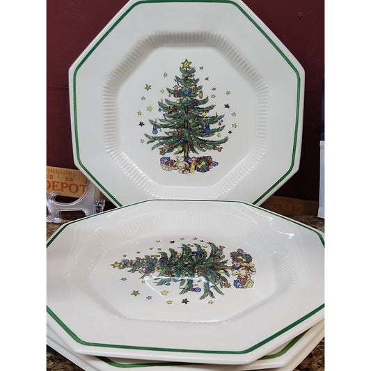 Set Of 4- Nikko Japan CHRISTMASTIME Octagon Dinner Plates 10.75”