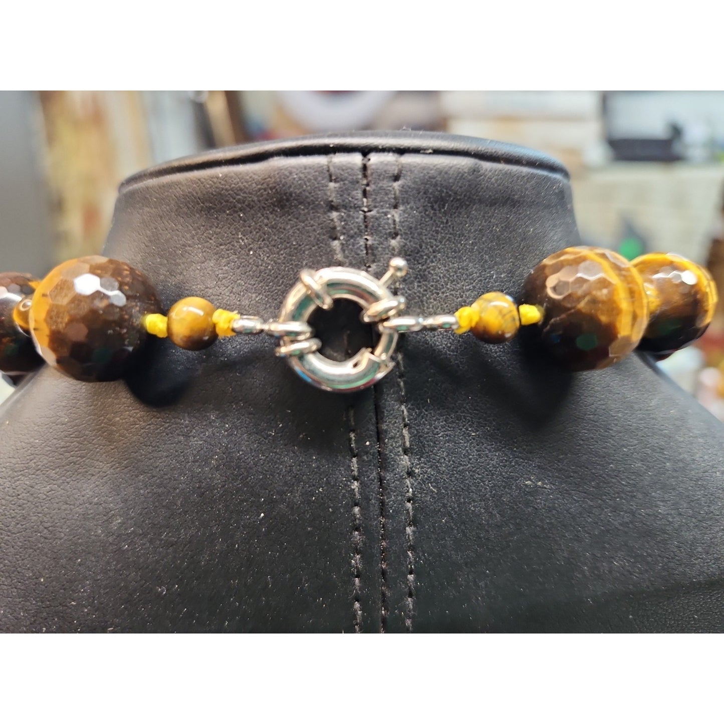 Vintage Tiger's Eye Necklace Faceted Round Beads Shell Flower 18"